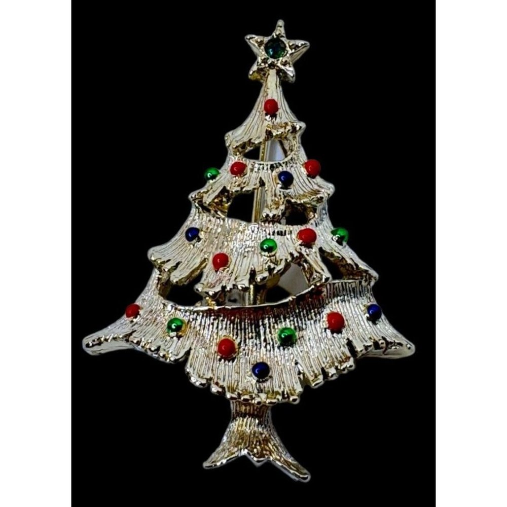 Gerrys Brooch Pin Vintage Christmas Tree Jewelry Goldtone Rhinestones Star Top